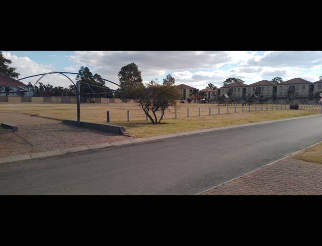 3 BEDROOM APARTMENT FOR SALE IN BRAKPAN NORTH